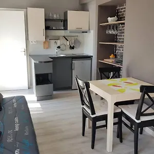 appartement-centre-avignon.aixenprovencehotels.org/