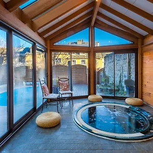 holiday-home-spa-le-rendez-vous-de-vauban.fr-provencehotel.com/